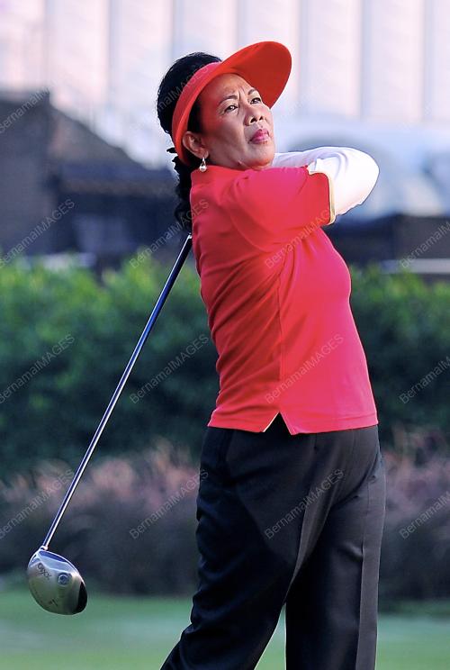 KL04_10102012_PERMAISURI_GOLF