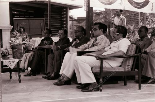 MENTERI KEMAJUAN TANAH DAN WILAYAH