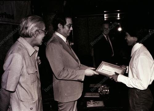 DATUK MOHD NAJIB ABDUL RAZAK