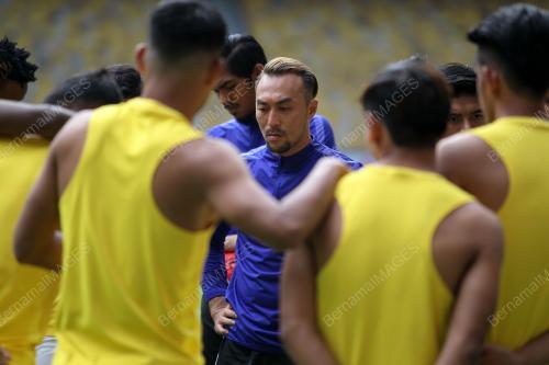 KL04_10122018_BOLA_BN201812065675
