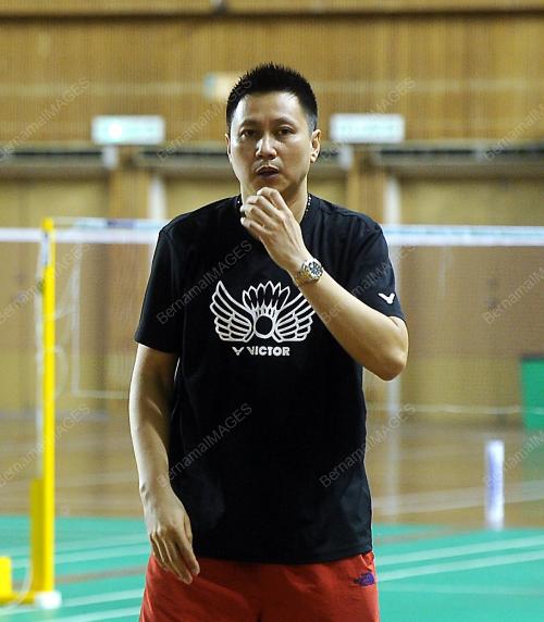 KL04_11022016_BADMINTON