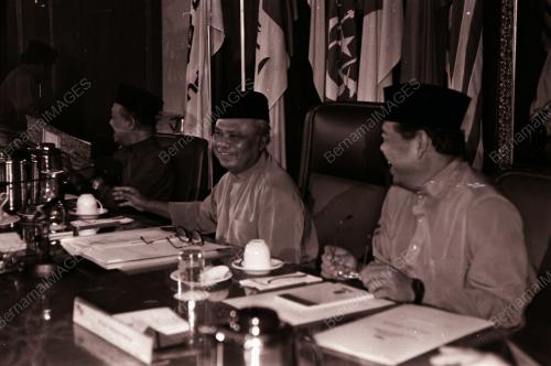 MESYUARAT MAJLIS TERTINGGI UMNO