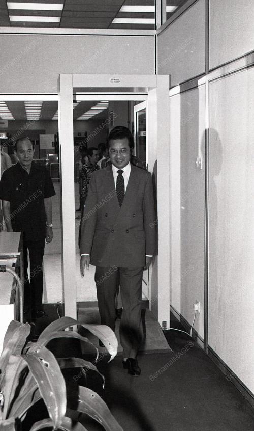 DATUK SERI DR. MAHATHIR MOHAMAD
