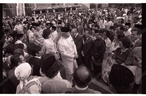 AGONG JAMUAN TEH ISTANA NEGARA