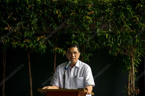 DATUK SERI MOHAMED AZMIN ALI