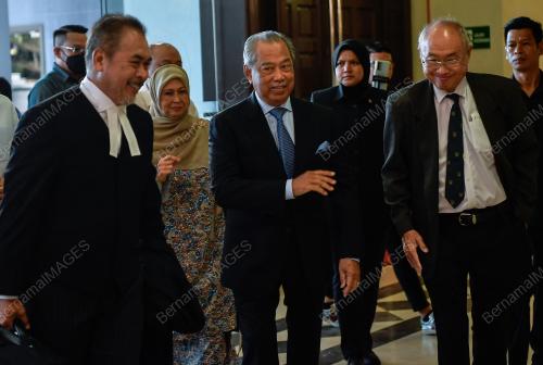 TAN SRI MUHYIDDIN MOHD YASSIN