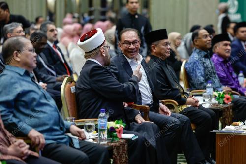 DATUK SERI ANWAR IBRAHIM