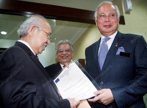 NAJIB TUN RAZAK