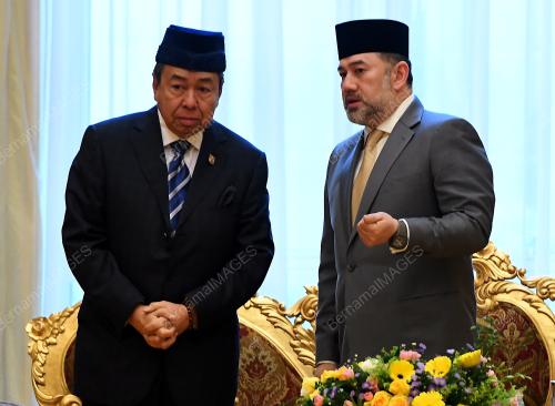 KL04_11102017_RAJA_BN201709195995