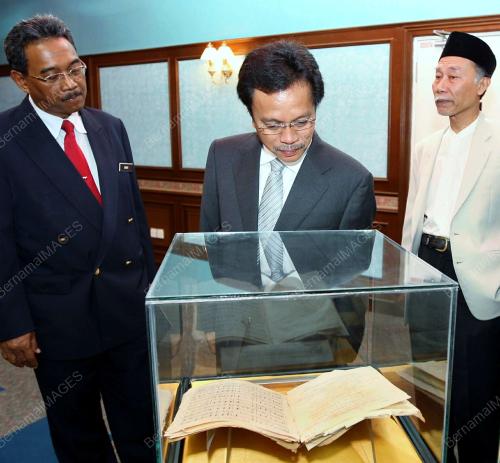 MOHD SHAFIE APDAL