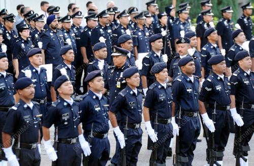 KL04_12012016_KHALID_POLIS