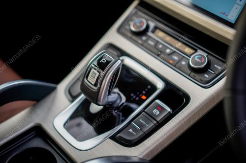 PROTON X70