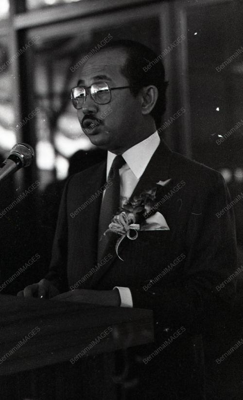 TENGKU RAZALEIGH HAMZAH
