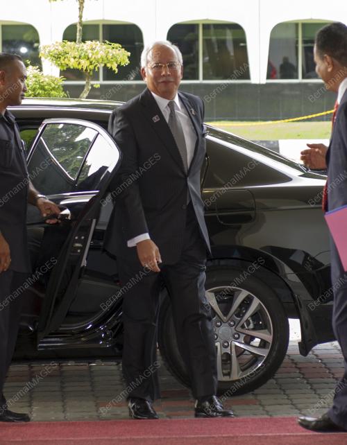 KL04_12062014_PM_PARLIMEN