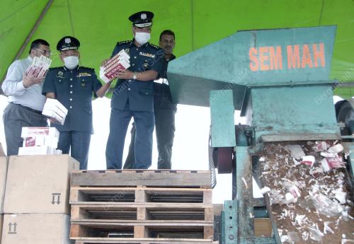 DATUK SAADON MOHD DROS