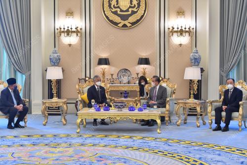 AL-SULTAN ABDULLAH RI'AYATUDDIN AL-MUSTAFA BILLAH SHAH