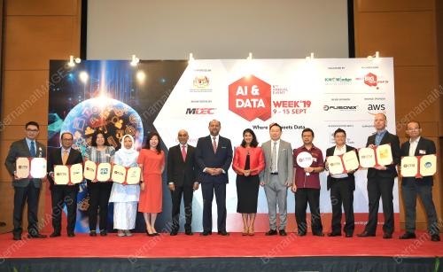 KL04_12092019_NEXTBIGTECH_BN201909040000
