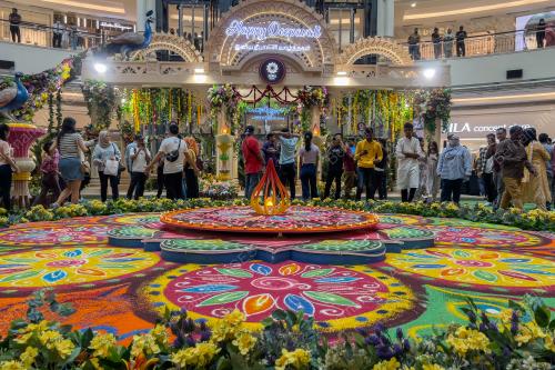 TINJAUAN SEMPENA HARI RAYA DEEPAVALI