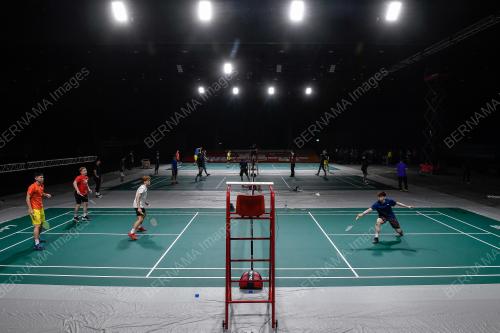 SKUAD BADMINTON LELAKI NEGARA
