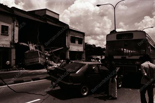 KEMALANGAN DI JALAN TUN SAMBATHAN