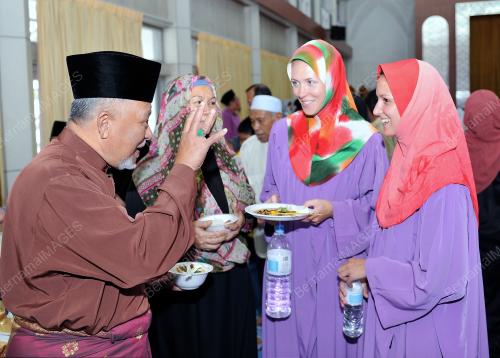 KL04_13092012_JAMUAN_RAYA