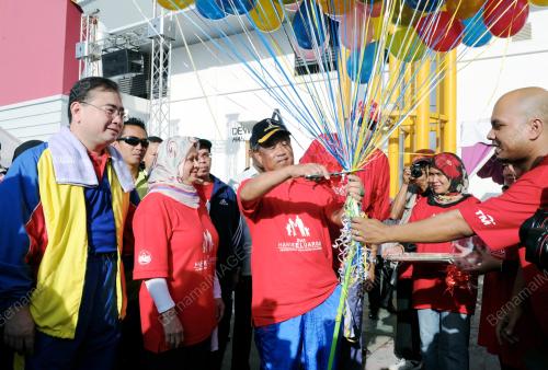 TAN SRI MUHYIDDIN YASSIN