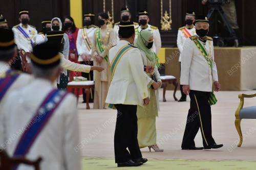 DATUK SERI ISMAIL SABRI YAAKOB