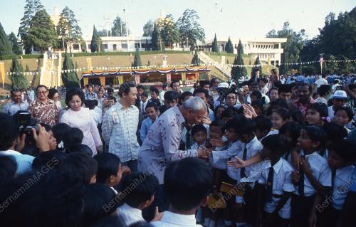 HARI KEPUTERAAN AGONG