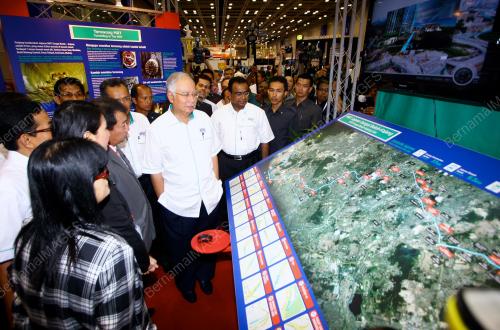 KL04_14022012_NAJIB_TUN_RAZAK