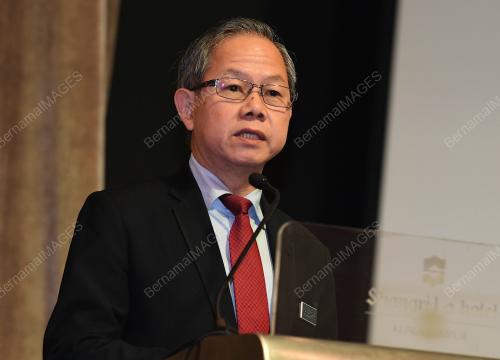 DR LEE BOON CHYE