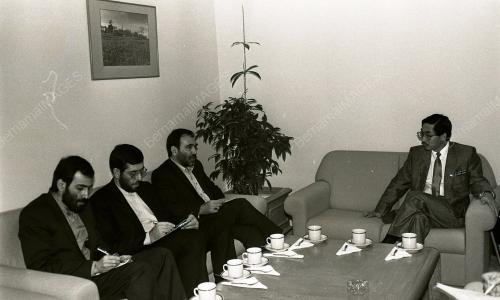 KL04_140390_IRANIAN