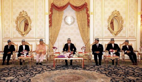 TUANKU MIZAN ZAINAL ABIDIN