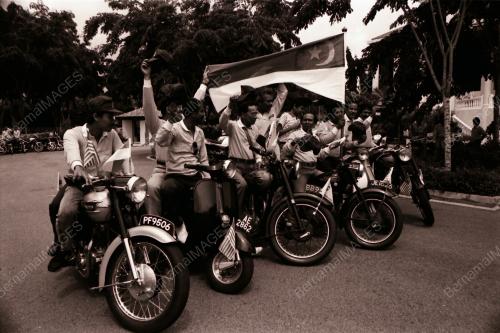 MOTOR TOUR BELIA MALAYSIA