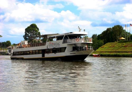 RIVER CRUISE
