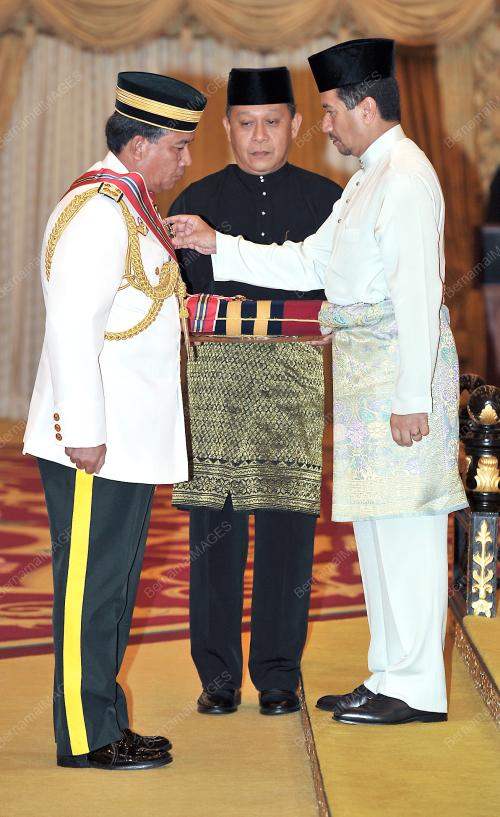 TUANKU MIZAN ZAINAL ABIDIN