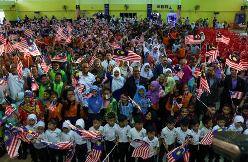 DATUK AARON AGO DAGANG