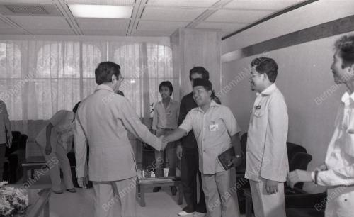 DR. MAHATHIR MOHAMAD
