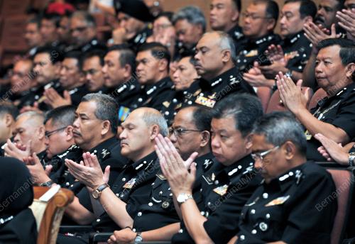 DATUK SERI HISHAMMUDDIN TUN HUSSEIN