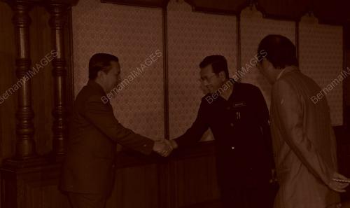 KL04_150190_MENTERI_MYANMAR