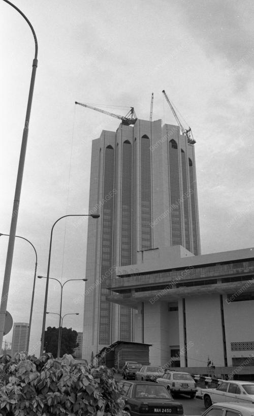 KL04_15012015_DAYABUMI