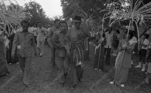 KL04_15012015_SEKOLAH_TUNGKU