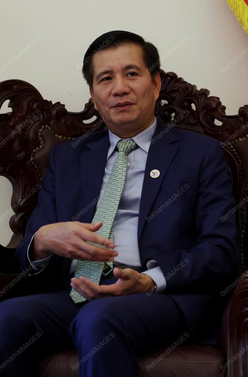 DINC NGOC LINH