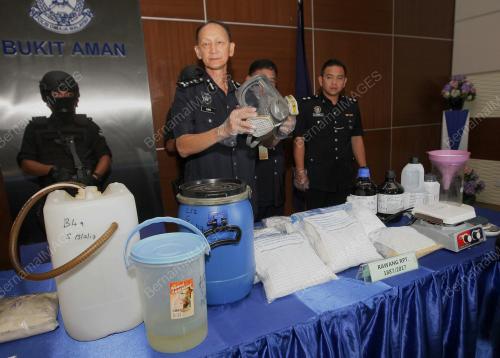 KL04_15022017_POLIS