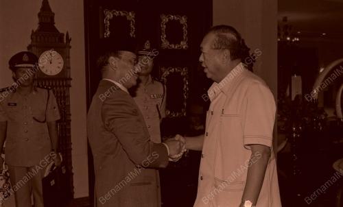 KL04_160190_HANIF_OMAR