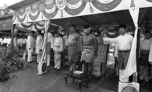 KL04_16012015_AGONG_MASJID