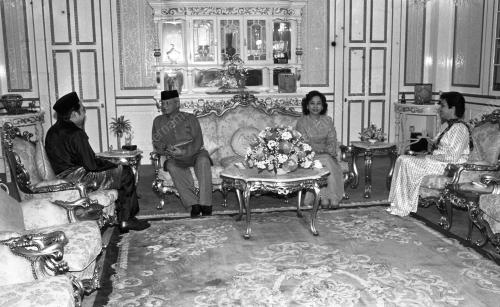 KL04_16012015_HADAP_AGONG