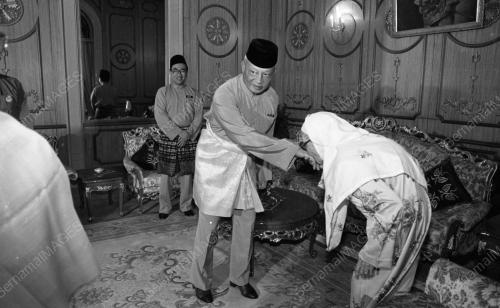 KL04_16012015_LAWAT_ISTANA