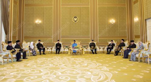 KL04_16022015_AGONG