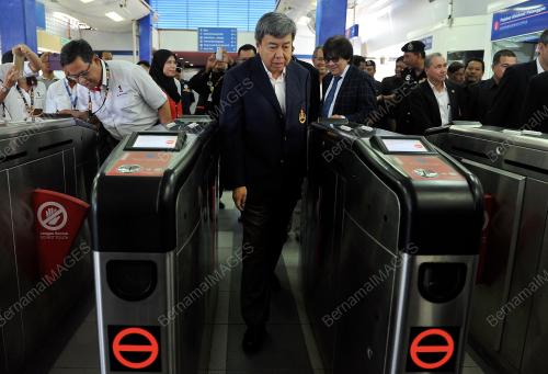 KL04_16042015_LRT