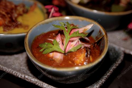 SIAKAP GULAI PERAH